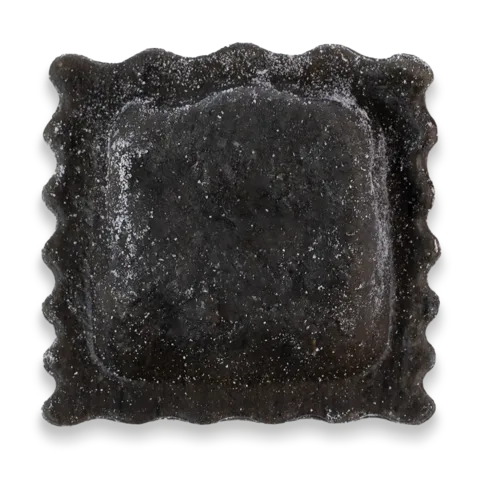 BLACK RAVIOLI WITH SALMON 1KG