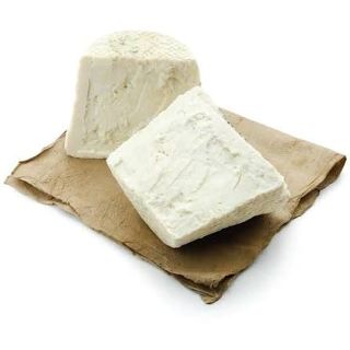 RICOTTA SALATA ( SALTED RICOTTA) 1/2 500G PORZ. LA CAVA